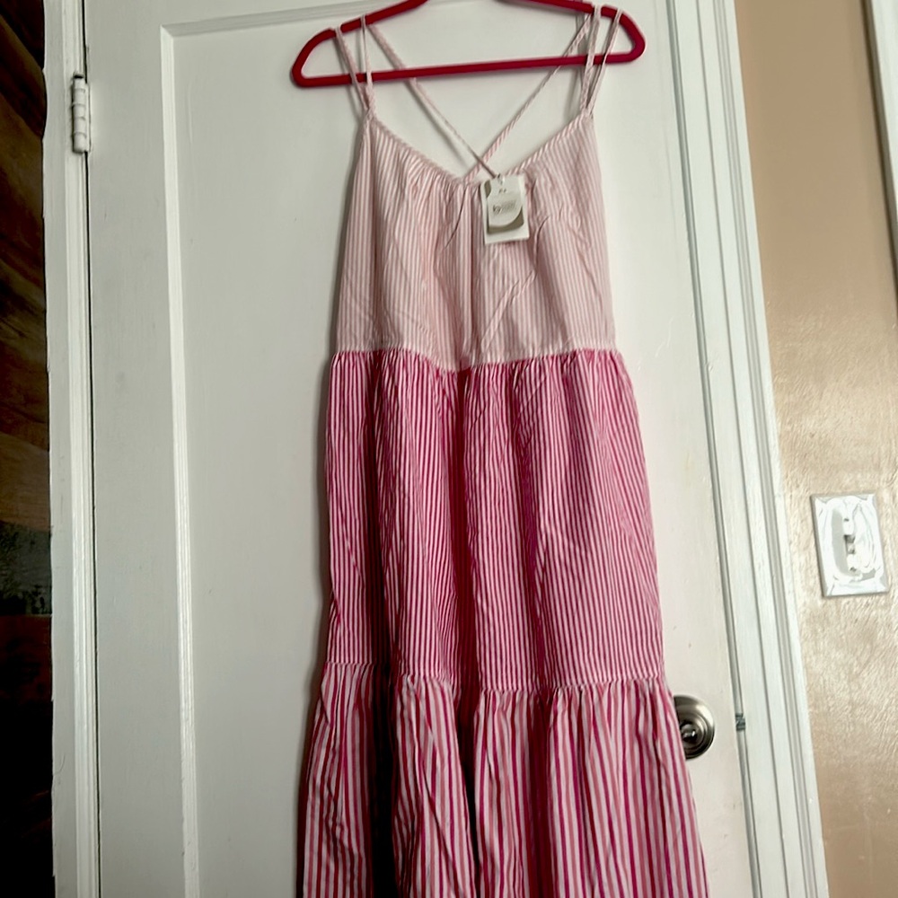 Summer dress  pink striped size L new w/ tags